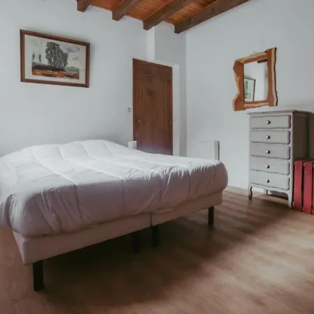 Holiday home Le Moulin Barbotte La Convivialite En Pleine Nature Nesle-la-Reposte